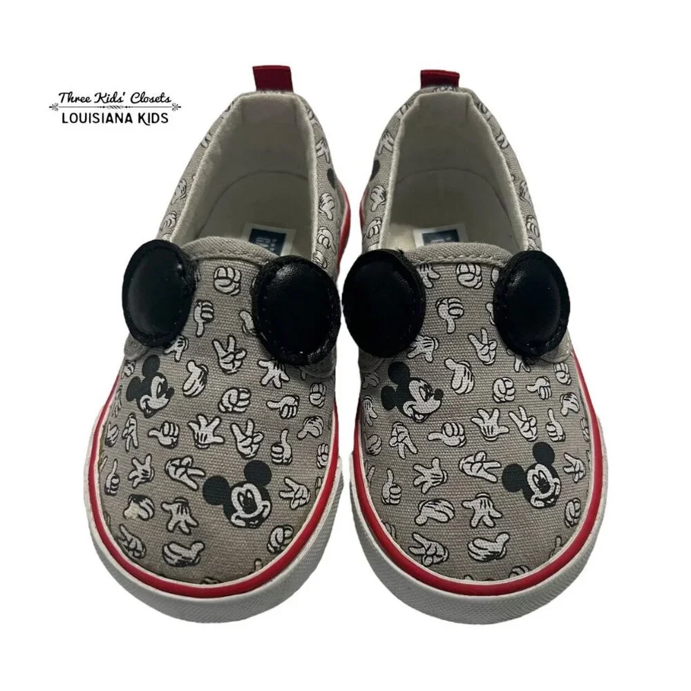 Baby Gap + Disney Sz 6 Mickey Mouse Slip-On Sneakers